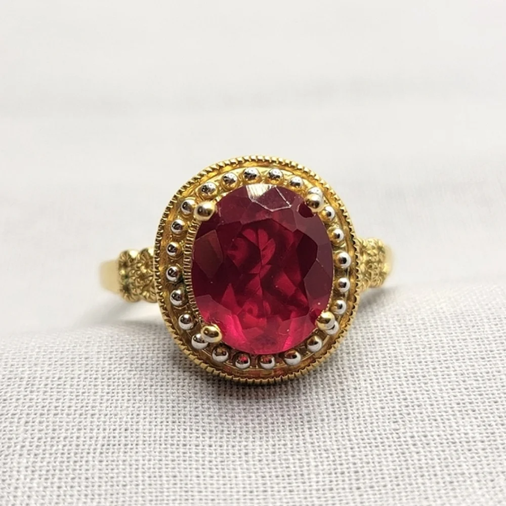 Gorgeous Vintage Ring Gold Tone Faux Ruby Size 12 ½